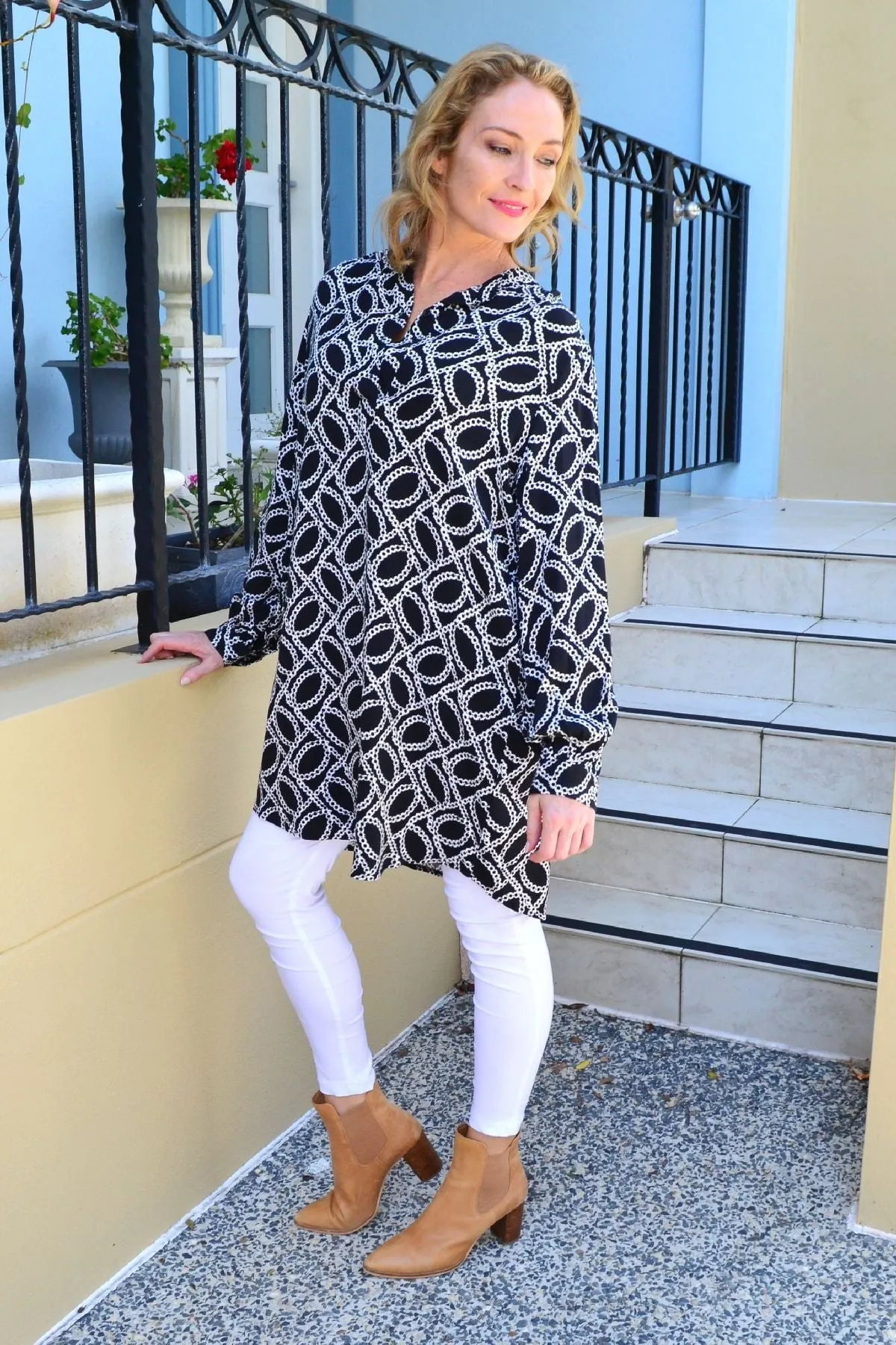 Black White Link Tunic Shirt