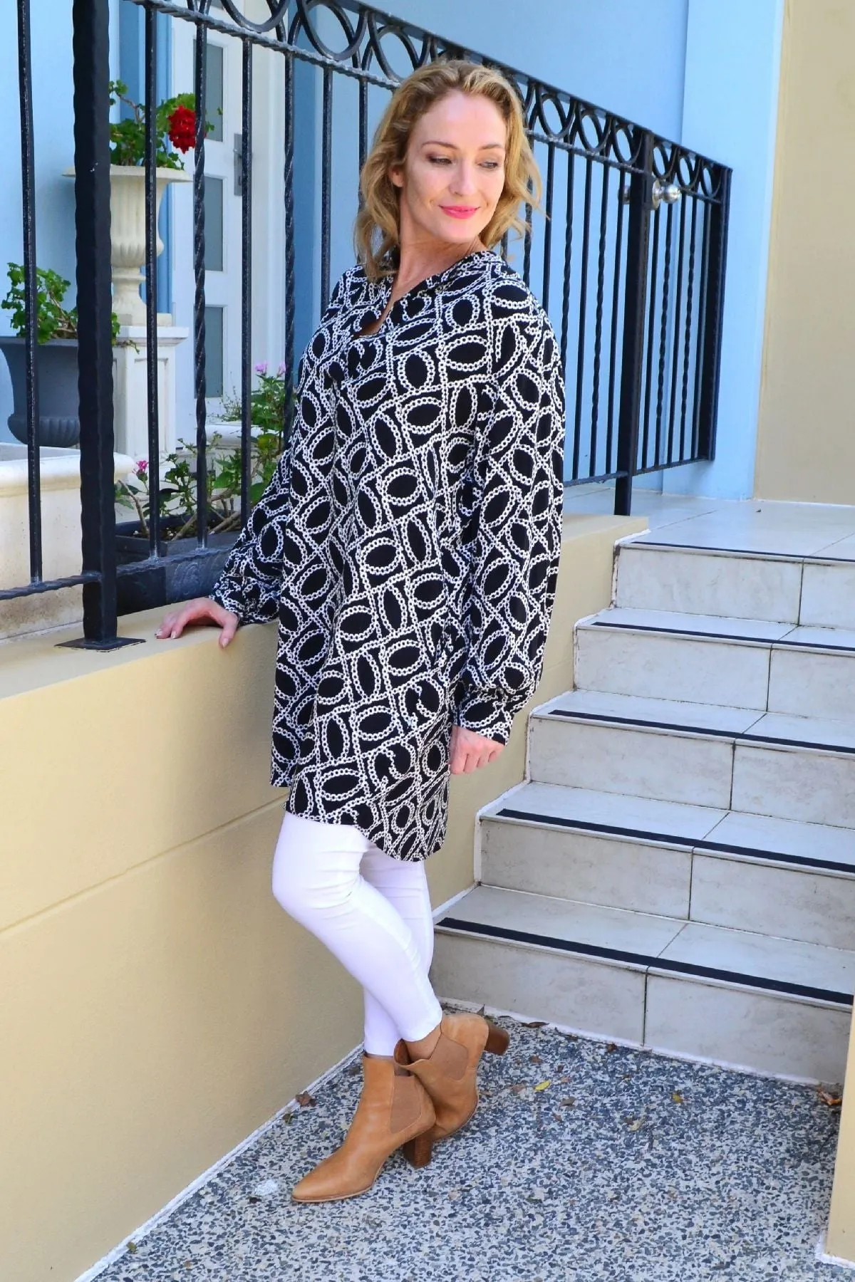 Black White Link Tunic Shirt